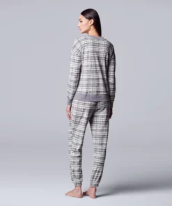 Women's Simply Vera Vera Wang Velour Pajama Top and Banded Bottom Pajama Pants Sleep Set -Simply Vera Vera Wang Shop 5005125 ALT