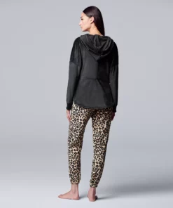 Petite Simply Vera Vera Wang Velour Hooded Pajama Top and Banded Bottom Pajama Pants Sleep Set 9 Petite Simply Vera Vera Wang Velour Hooded Pajama Top and Banded Bottom Pajama Pants Sleep Set -Simply Vera Vera Wang Shop 5005147 ALT